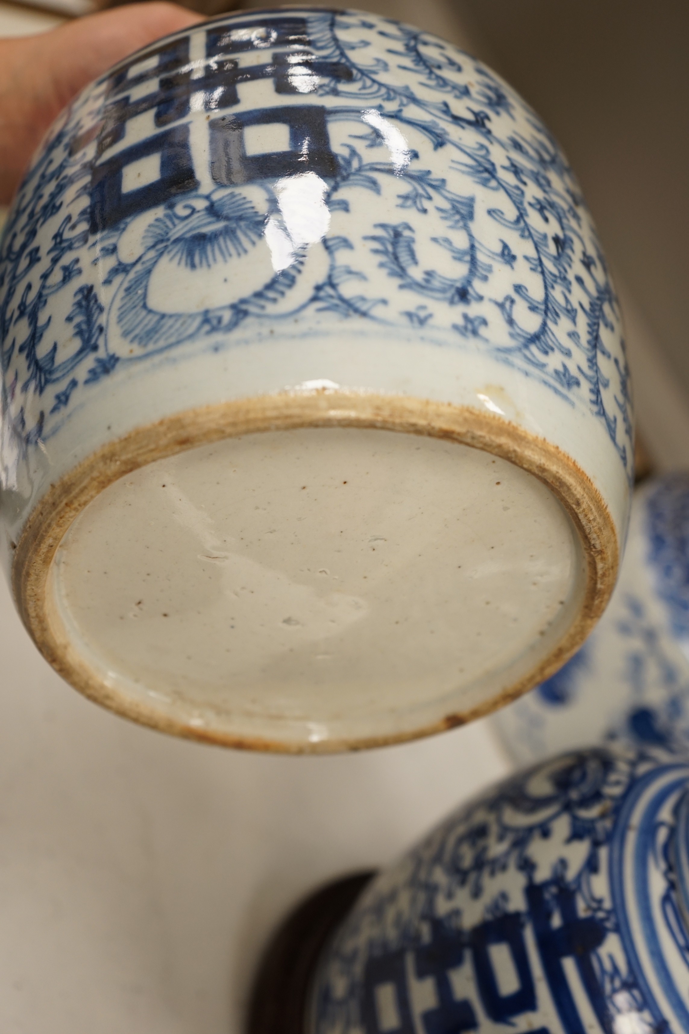 Two pairs of Chinese blue and white jars, tallest 24cm